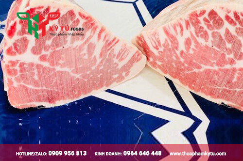 Gù Bò Úc Chuck Crest